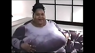 Gloria'_s fat humongous lowering gut